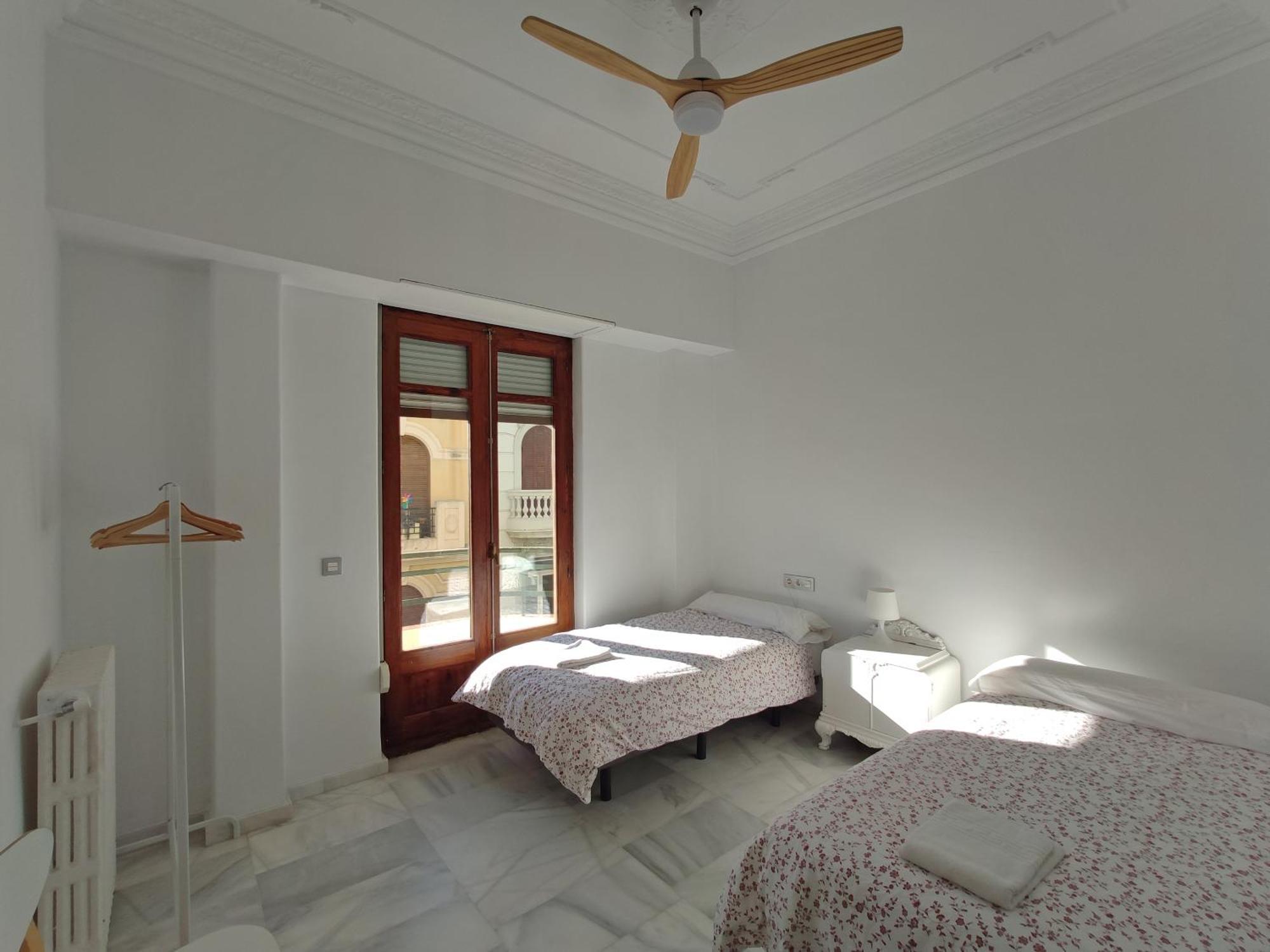 Apartament Entre La Estacion Y El Ayuntamiento Walencja Zewnętrze zdjęcie